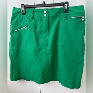 NWOT Daily Sports Kelly Green Long Golf Skort with Zip Accents, Size 14